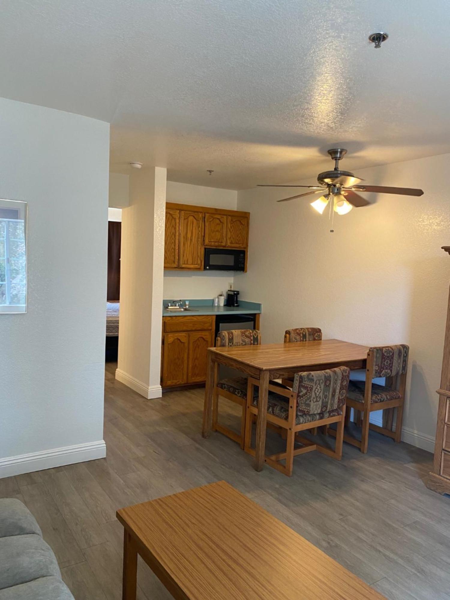 Lodge On The River Bullhead City Exteriör bild